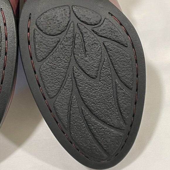 (NEW) BORN "Gillian" Stack Heel Side Zip Ankle Boot, Wine - 10 Medium - Picture 9 of 11